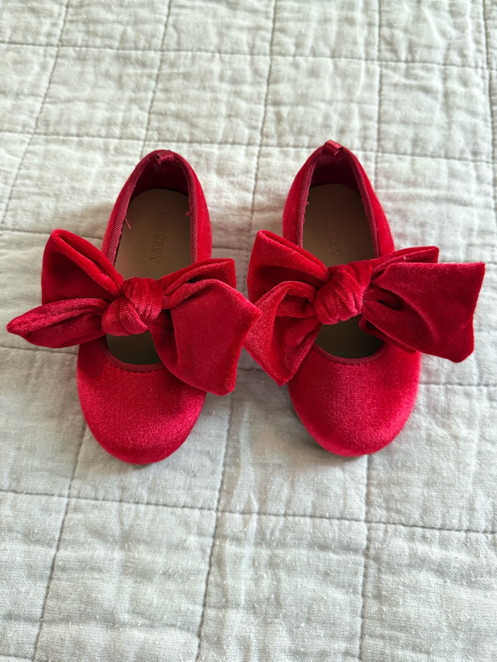 Old Navy Red Velvet Bow Mary Jane Ballet Flats for Baby